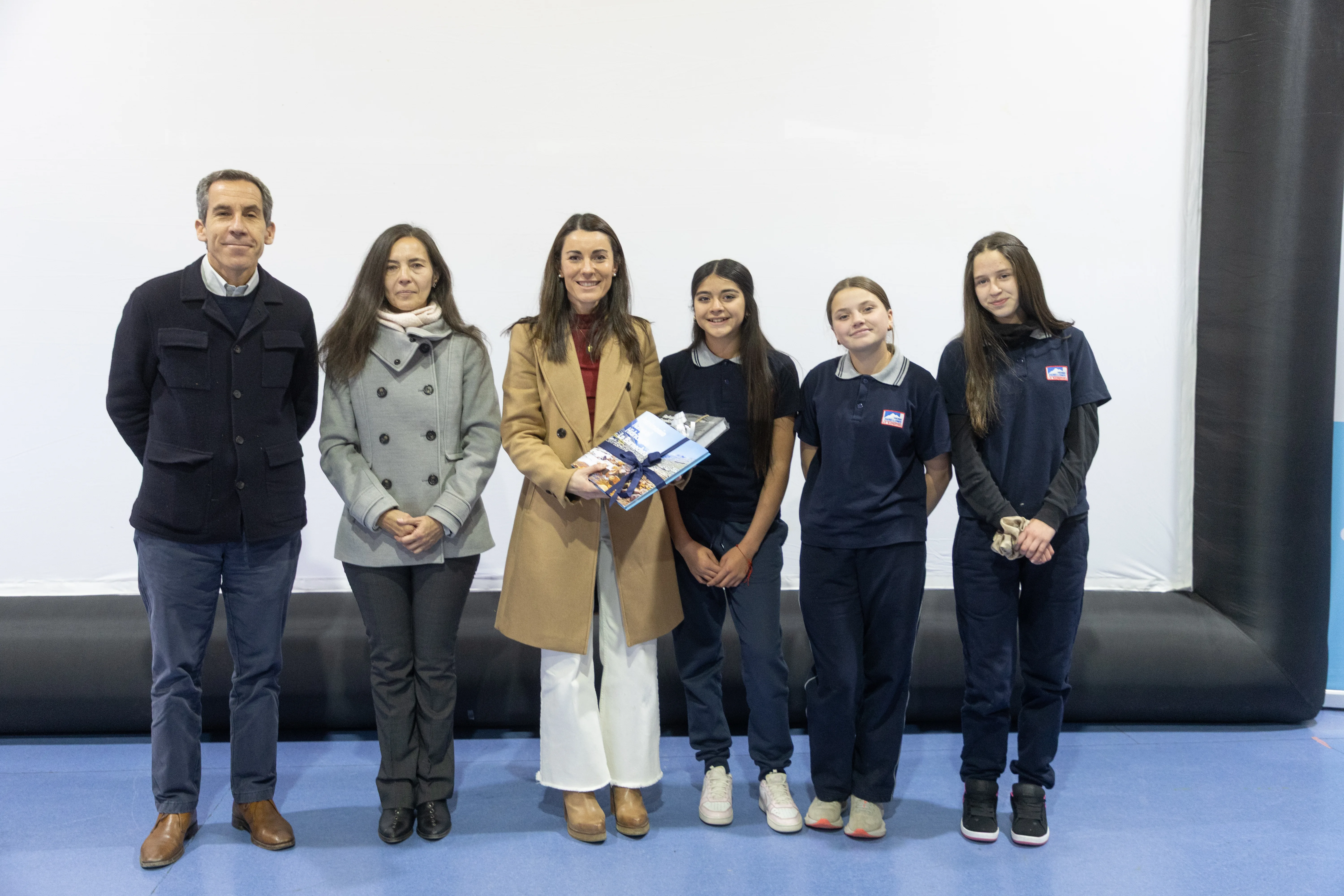 Ministra de Educación María Paz Arzola visita Colegio Farellones